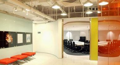 淮南辦公室裝修設(shè)計 打造高效與美學(xué)的現(xiàn)代辦公空間